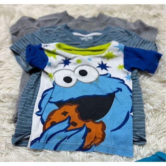 6 piece size 18-24 months toddler Graphic Tees & Bundle by Disney, Cherokee - Picture 5 of 7